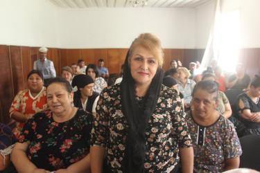 Balakən Rayon İcra Hakimiyyətinin başçısı İslam Rzayev  Qullar kəndində sakinlərlə görüşüb