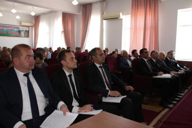 Balakəndə kənd təsərrüfatı məsələlərinə həsr olunan müşavirə keçirilib