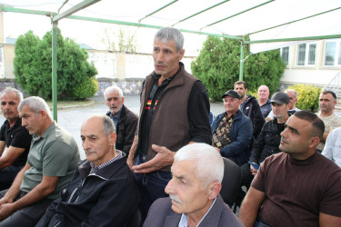 Balakən Rayon İcra Hakimiyyətinin başçısı Püştətala kəndində sakinlərlə görüşüb