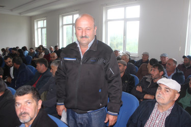 Balakən Rayon İcra Hakimiyyətinin başçısı İslam Rzayev  Qaysa kəndinin sakinləri ilə görüşüb