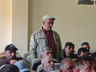 Balakən Rayon İcra Hakimiyyətinin başçısı Natiq Ağayev  növbəti səyyar qəbulu Şərif kəndində keçirib   