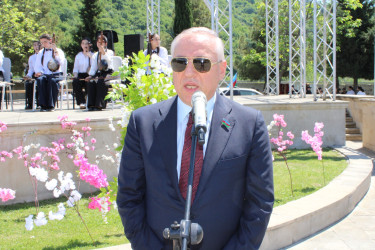 Balakəndə Ümummilli Lider Heydər Əliyevin anadan  olmasının 103-cü ildönümü qeyd edilib