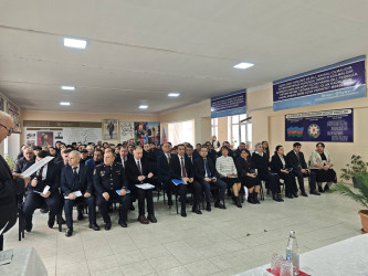 Balakən Rayon İcra Hakimiyyətinin başçısı Natiq Ağayev Qabaqçöl qəsəbəsində sakinlərlə görüşüb