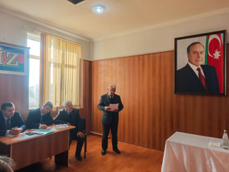 Balakən Rayon İcra Hakimiyyətinin başçısı Natiq Ağayev Hənifə kəndində sakinlərin müraciətlərini dinləyib