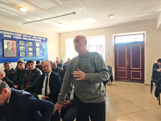 Balakən Rayon İcra Hakimiyyətinin başçısı Natiq Ağayev Mahamalar kəndində sakinlərlə görüşüb