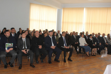 Balakən Rayon İcra Hakimiyyətinin başçısı İslam Rzayev  Katex kəndində sakinlərlə görüşüb
