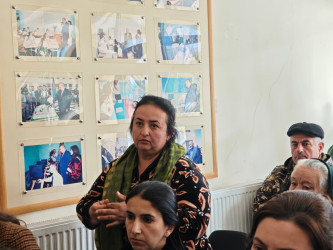 Balakən Rayon İcra Hakimiyyətinin başçısı Natiq Ağayev Qasbinə kəndində sakinlərlə görüşüb