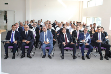 İqtisadiyyat nazirinin birinci müavini Balakəndə sahibkarlarla görüşüb
