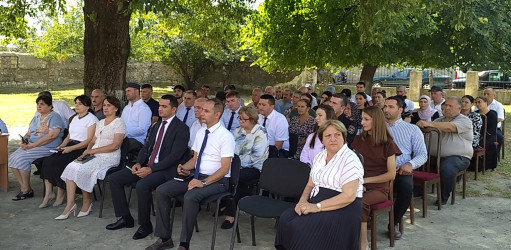Balakən Rayon İcra Hakimiyyətinin başçısı İslam Rzayev  Mahamalar kəndində sakinlərlə görüşüb