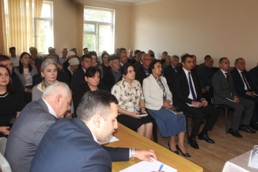 Balakən Rayon İcra Hakimiyyətinin başçısı İslam Rzayev  Meşəşambul kəndində sakinlərlə görüşüb