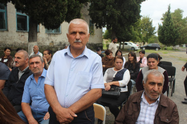 Balakən Rayon İcra Hakimiyyətinin başçısı İslam Rzayev  Tülü kəndində səyyar qəbul keçirib