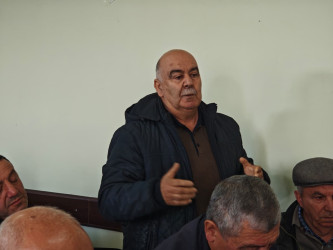 Balakən Rayon İcra Hakimiyyətinin başçısı Natiq Ağayev  Talalar kəndində sakinlərlə görüşüb