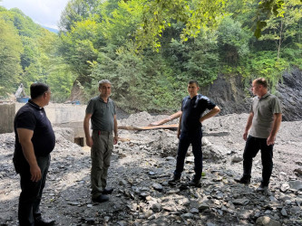 Balakən Rayon İcra Hakimiyyətinin başçısı sel nəticəsində ciddi ziyan dəymiş içməli su mənbələrinə baxış keçirib.