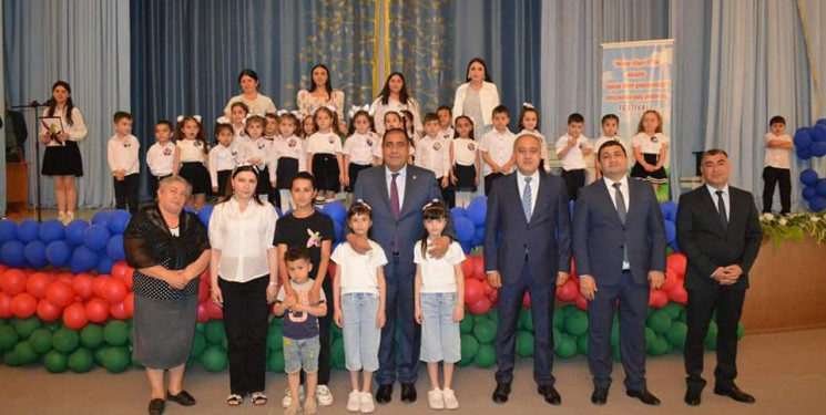 Balakəndə “Heydər Əliyev İli” ilə əlaqədar  “Uşaqlar bizim gələcəyimizdir” mövzusunda uşaq yaradıcılıq festivalı keçirilib