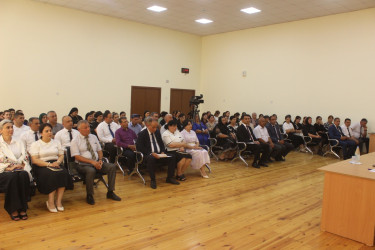 Balakən Rayon İcra Hakimiyyətinin başçısı İslam Rzayev  Yeni Şərif kəndində sakinlərlə görüşüb