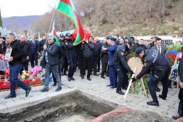 İtkin düşmüş şəhidimizlə vida mərasimi keçirilib